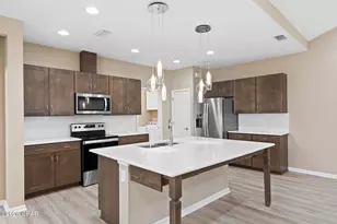 8674 Tropics Ave, Panama City Beach, FL 32413 - Photo 2