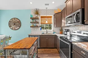 129 Cottage Ln, Port Saint Joe, FL 32456 - Photo 10