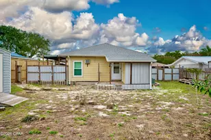 209 S Wells St, Panama City Beach, FL 32413 - Photo 6