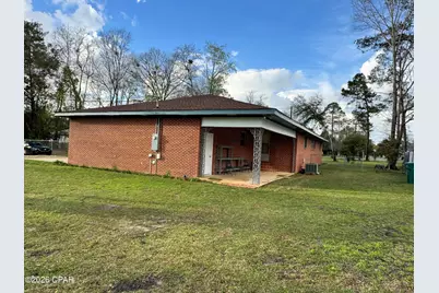 1021 8th Avenue, Graceville, FL 32440 - Photo 6