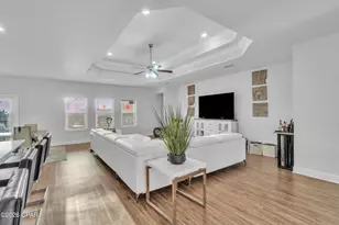 133 Talbot St, Southport, FL 32409 - Photo 8