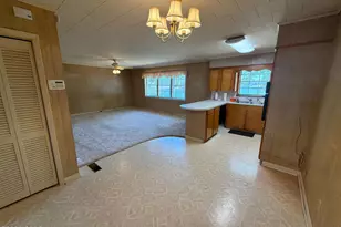 2735 Marian Dr, Bonifay, FL 32425 - Photo 10