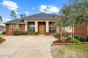 140 Cottonwood Cir, Lynn Haven, FL 32444 - Photo 2
