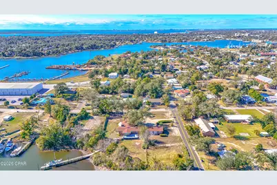 2402 E 2nd Court, Panama City, FL 32401 - Photo 22