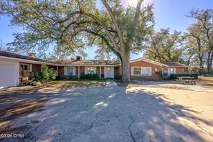 2402 E 2nd Ct, Panama City, FL 32401 - Photo 2