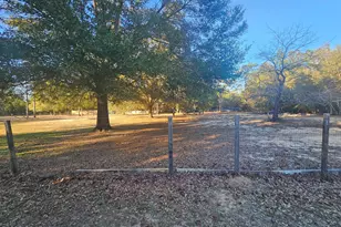 2506 Dumajack Rd, Chipley, FL 32428 - Photo 6