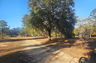 2506 Dumajack Rd, Chipley, FL 32428 - Photo 2