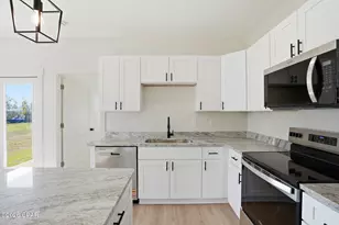 5320 Lake Dr, Panama City, FL 32404 - Photo 14