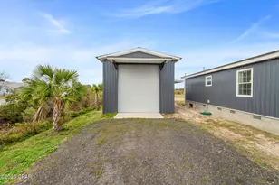 201 8th St, Mexico Beach, FL 32456 - Photo 8