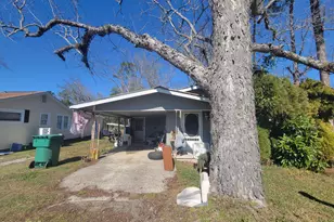 1352 Watts Ave, Chipley, FL 32428 - Photo 2
