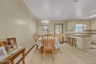 2831 Maulden Rd, Southport, FL 32409 - Photo 6