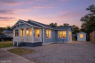 206 E 2nd Ct, Panama City, FL 32401 - Photo 1