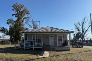 15503 NW Chipola St, Altha, FL 32421 - Photo 2