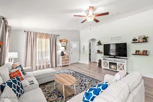 11434 Palm Breeze St, Panama City, FL 32404 - Photo 10