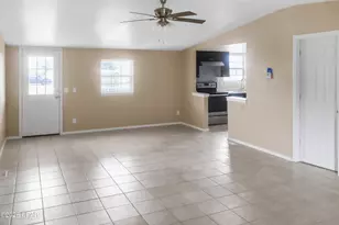 2850 St John St, Marianna, FL 32448 - Photo 6