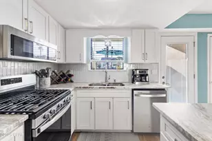 148 Linda Marie Ln, Panama City Beach, FL 32407 - Photo 2