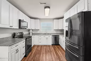 533 S Berthe Ave, Panama City, FL 32404 - Photo 10