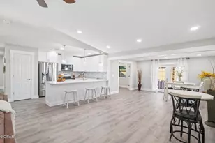 708 Venetian Way, Panama City, FL 32405 - Photo 6