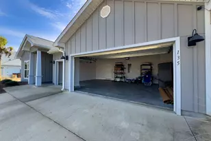 135 Saltspray Ct, Port Saint Joe, FL 32456 - Photo 2