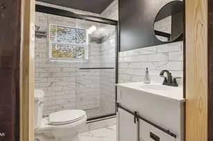 2424 White Pond Church Rd, Alford, FL 32420 - Photo 4