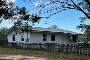 711 N Cotton St, Bonifay, FL 32425 - Photo 1