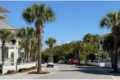 428 Lakefront Drive, Panama City Beach, FL 32413 - Photo 10