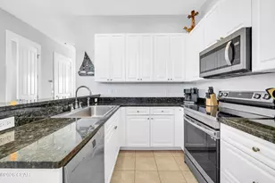 22438 Front Beach Rd, Panama City Beach, FL 32413 - Photo 12