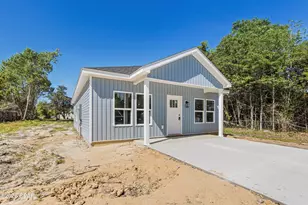7521 Walker Dr, Panama City, FL 32404 - Photo 2
