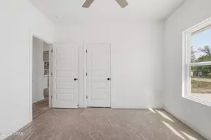 7521 Walker Dr, Panama City, FL 32404 - Photo 8