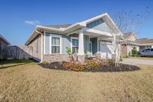 163 Drews Ln, Panama City, FL 32405 - Photo 2