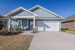 163 Drews Ln, Panama City, FL 32405 - Photo 1