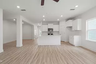 601 Hancock Wy, Panama City Beach, FL 32413 - Photo 12