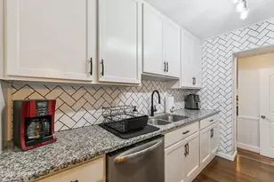 605 E 2nd Pl, Panama City, FL 32401 - Photo 12