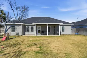 705 W 8th St, Lynn Haven, FL 32444 - Photo 26