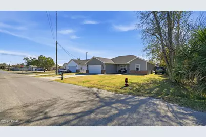 705 W 8th Street, Lynn Haven, FL 32444 - Photo 4