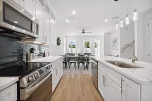 7403 Sunset Ave, Panama City, FL 32408 - Photo 14