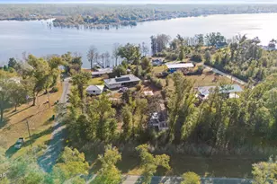 2525 Ellie Ln, Alford, FL 32420 - Photo 12