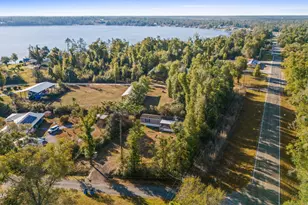 2525 Ellie Ln, Alford, FL 32420 - Photo 10