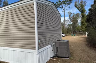 2525 Ellie Ln, Alford, FL 32420 - Photo 38