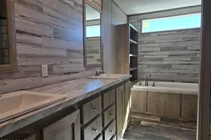 4419 Russ Rd, Cottondale, FL 32431 - Photo 16