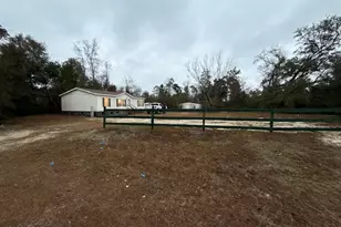 1105 13th St, Southport, FL 32409 - Photo 1