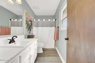 301 Floyd Dr, Lynn Haven, FL 32444 - Photo 32