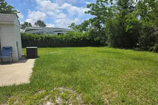 3621 Lark Ln, Panama City, FL 32404 - Photo 4