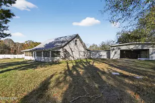 3136 Aycock Rd, Cottondale, FL 32431 - Photo 16