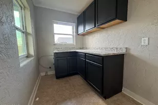 1209 E 10th St, Panama City, FL 32401 - Photo 4