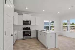 112 Chateau Ln, Port Saint Joe, FL 32456 - Photo 6