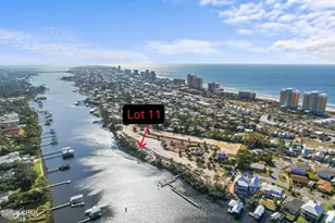 7832 Grand Lagoon Wy, Panama City, FL 32408 - Photo 1