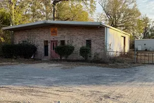 2777 Pontiac Loop, Cottondale, FL 32431 - Photo 1