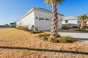 8926 Coral Reef Wy, Panama City Beach, FL 32413 - Photo 4