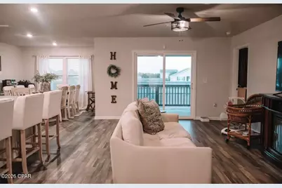 228 E Lockwood Way, Defuniak Springs, FL 32435 - Photo 2